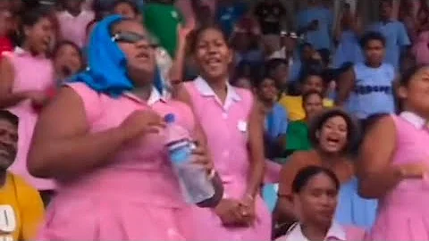 FIJI HIGH SCHOOL DANCING BOUTROSS SONG~ANGELA