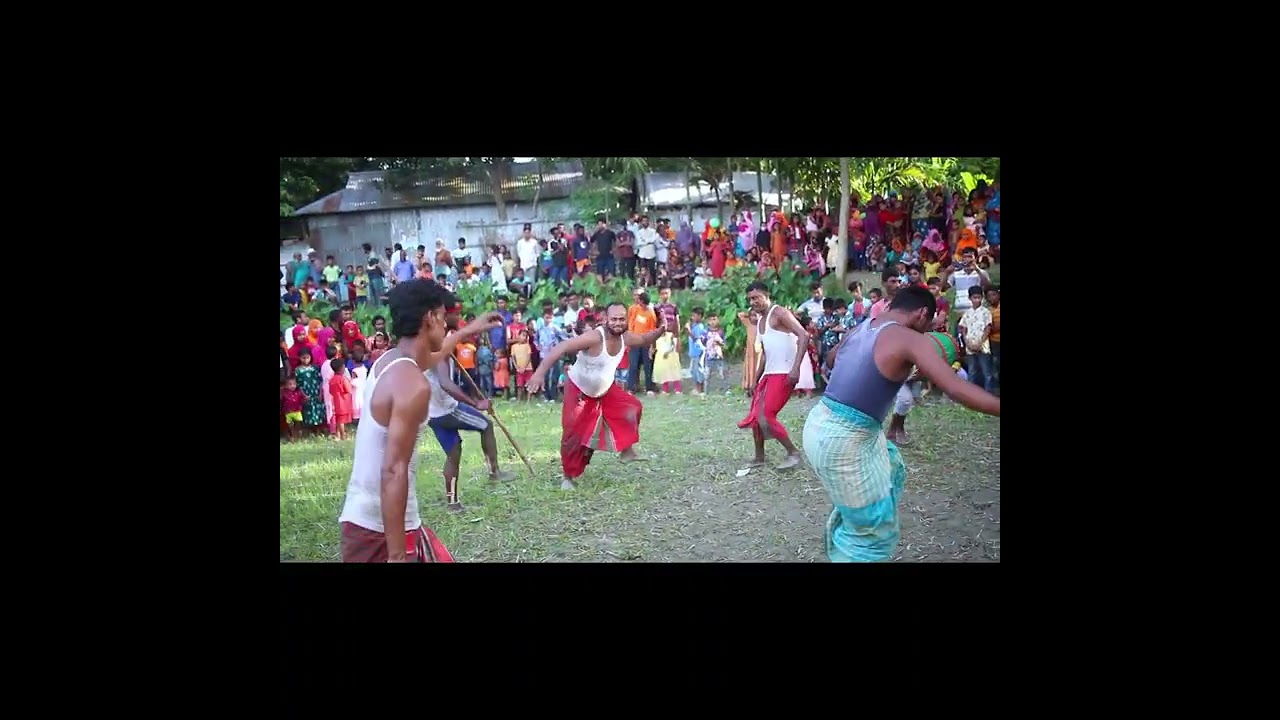 দিনে দিনে হাড়িয়ে যাচ্ছে লাঠি খেলা।
