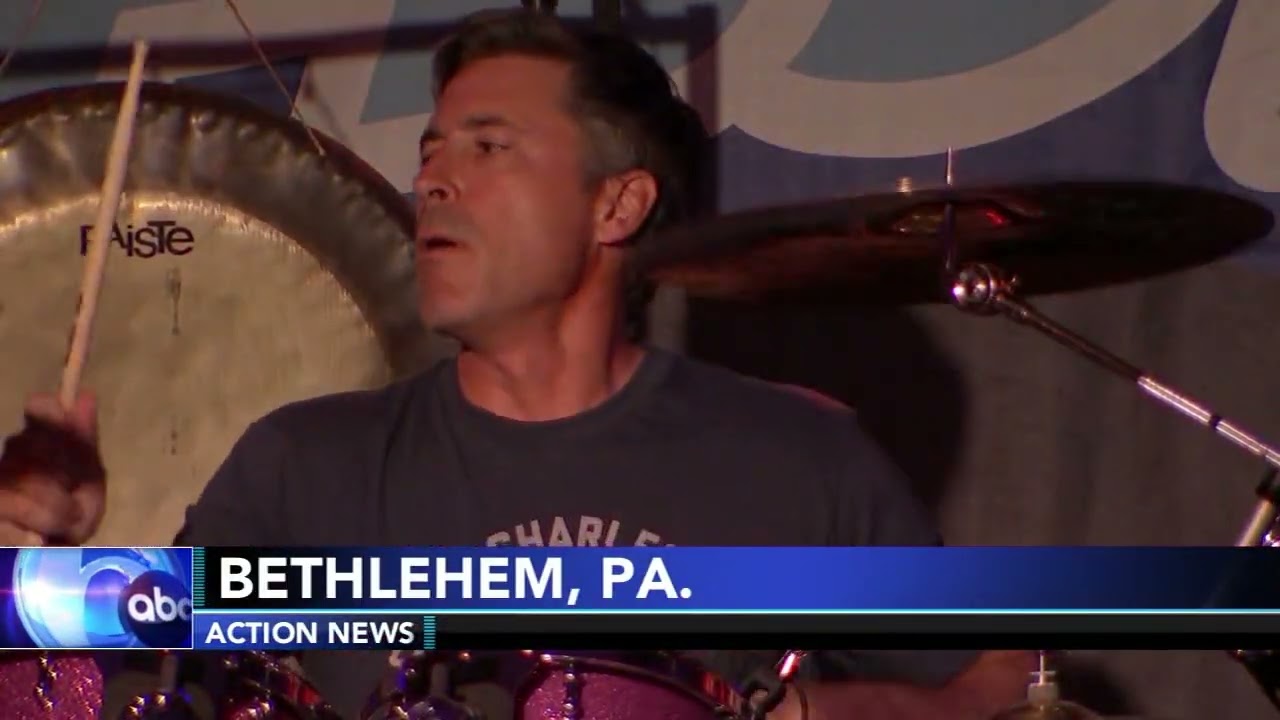 Action News Morning Anchor Matt O'Donnell rocks out at Musikfest 2023
