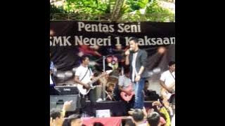 Pentas seni smkn 1 kraksaan th 2016 with wandra