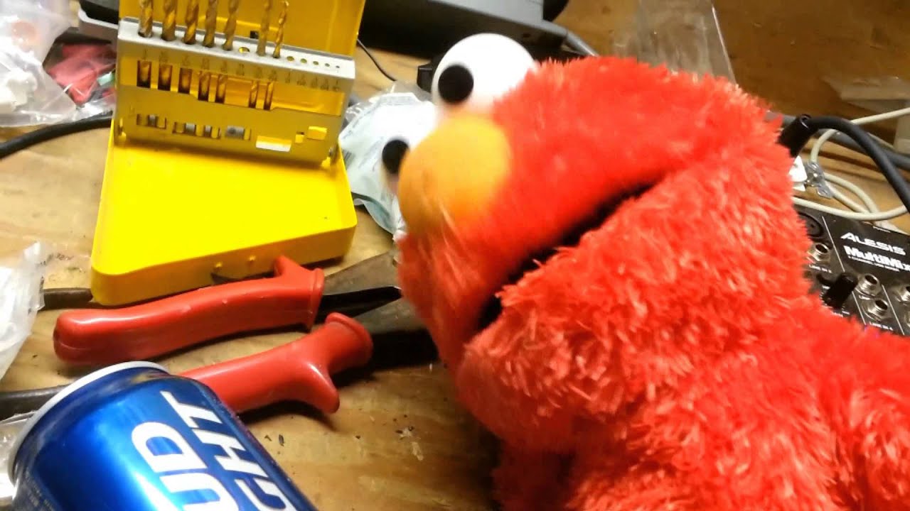 Lala, Lala, Elmo's Drunk (In My Shed) - YouTube