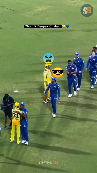 MS Dhoni priend☺🤔😍