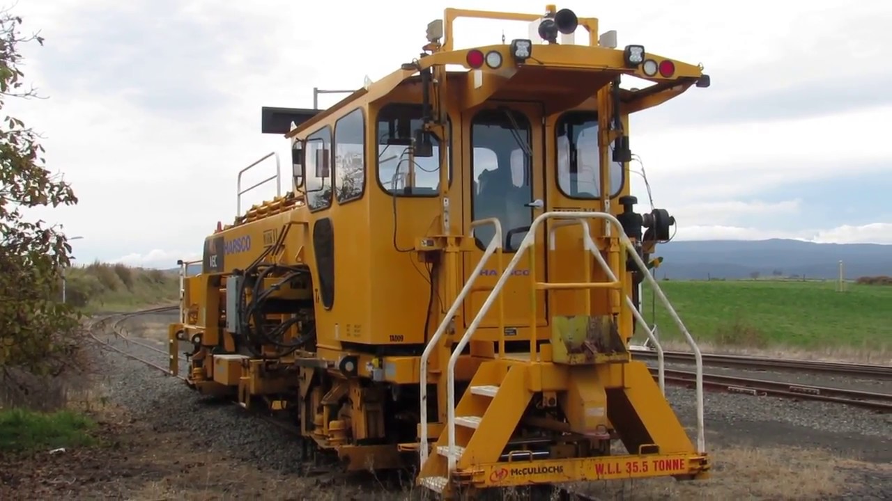 VEC Ballast machine Western Junction