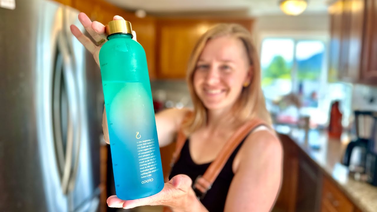 Motivational Water Bottle Review — I Tried Using a Motivational Water Bottle