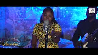 Video voorbeeld van "Michel Bakenda - (Divine Yorga - Kumama) #LIVEADEUX"