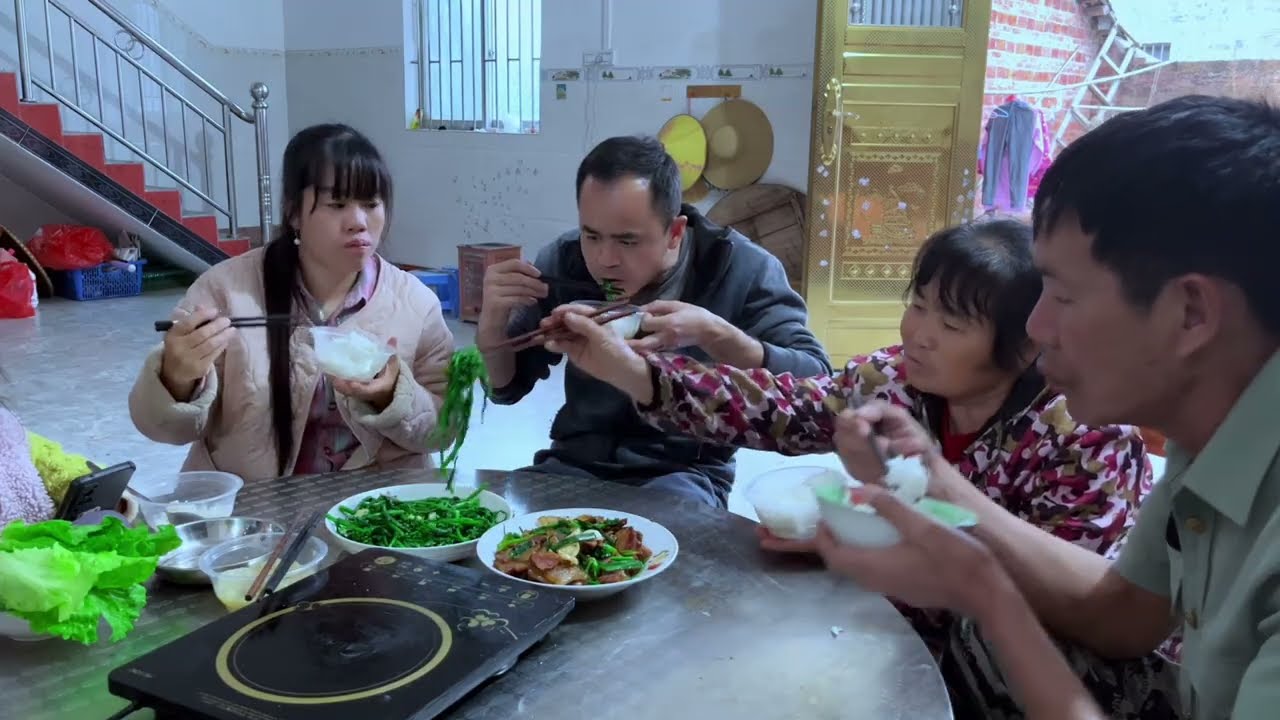 Sau Tết Là mùa Vụ | Một Ngày Trồng Ngô Của Cô Dâu Việt Ở Nông Thôn Trung Quốc