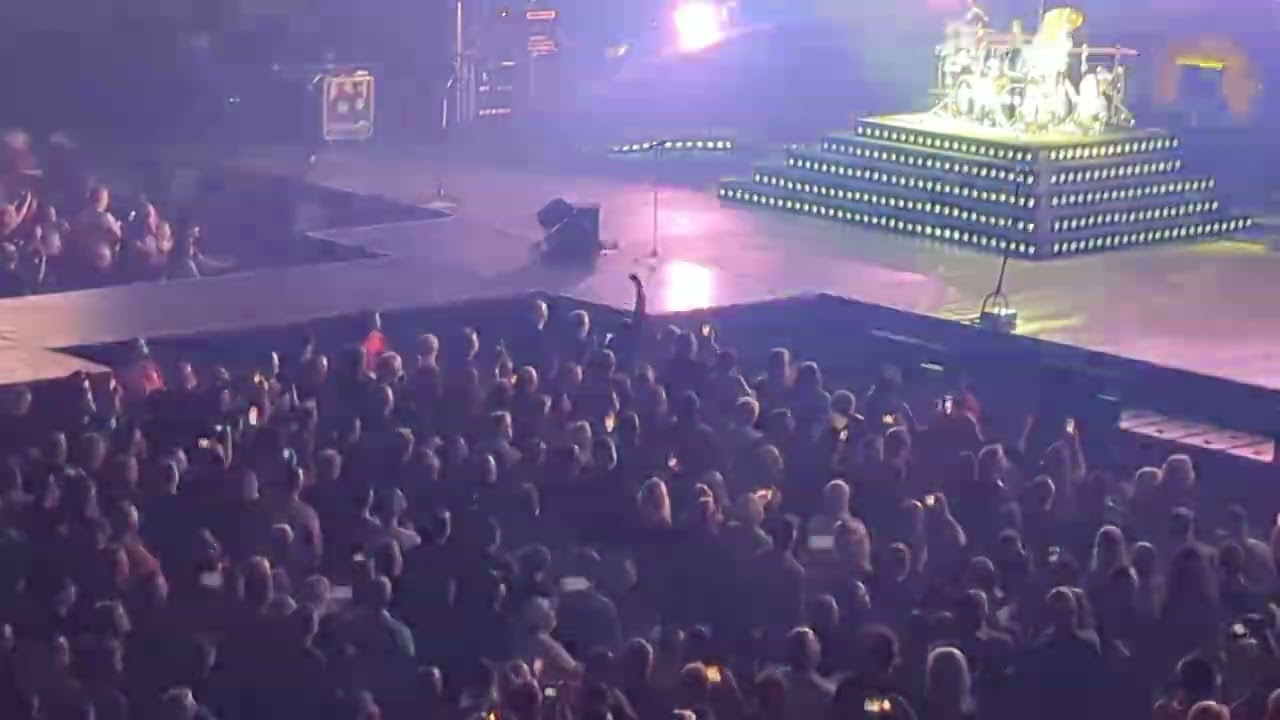 SCORPIONS 011 - NEW VISION (BASS & DRUM SOLO)