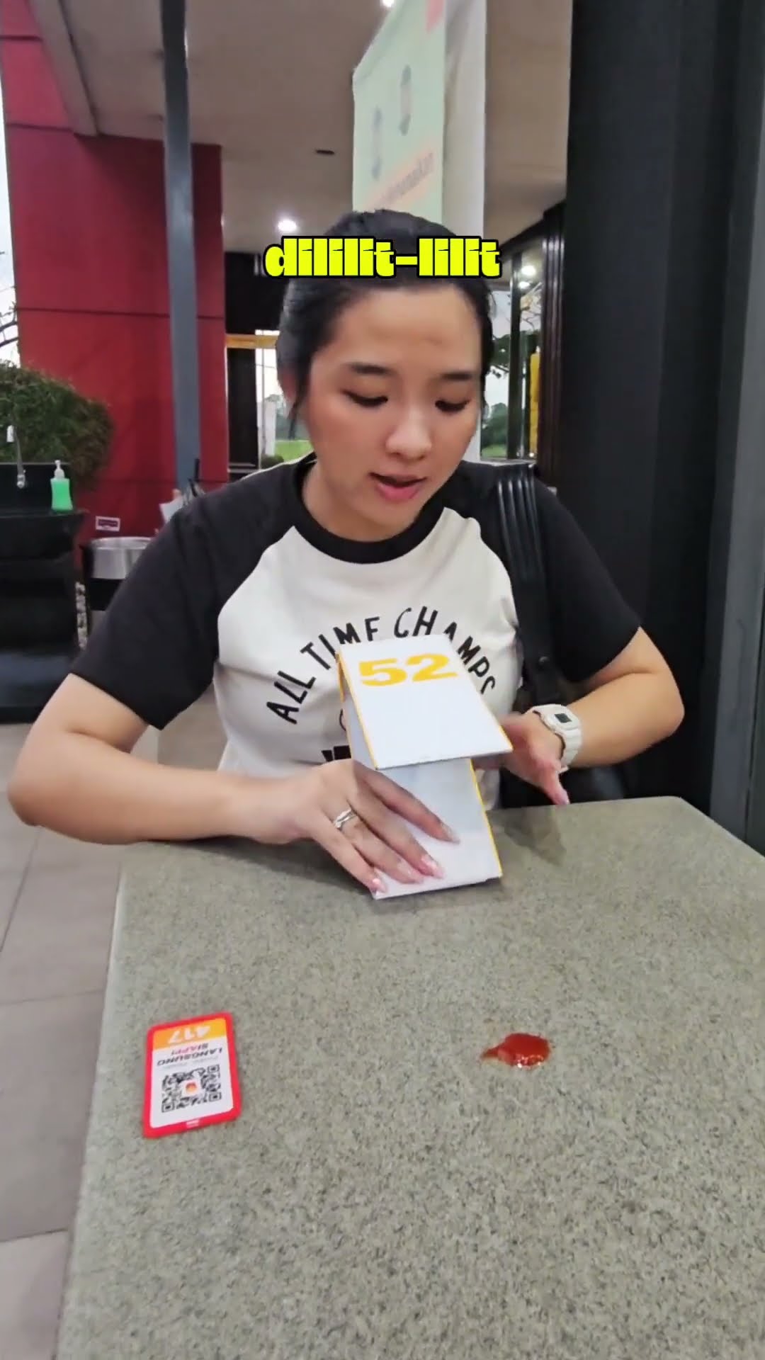 CHALLENGE BERSIHIN SAOS DI MEJA TANPA TISSUE!