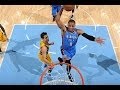 Russell Westbrook, de costa a costa: rebotea en un aro y machaca en el otro
