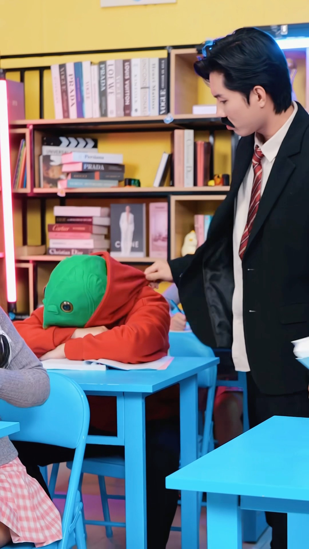 Pranking the Teacher During Break Time #funny #trending #comedy #shorts