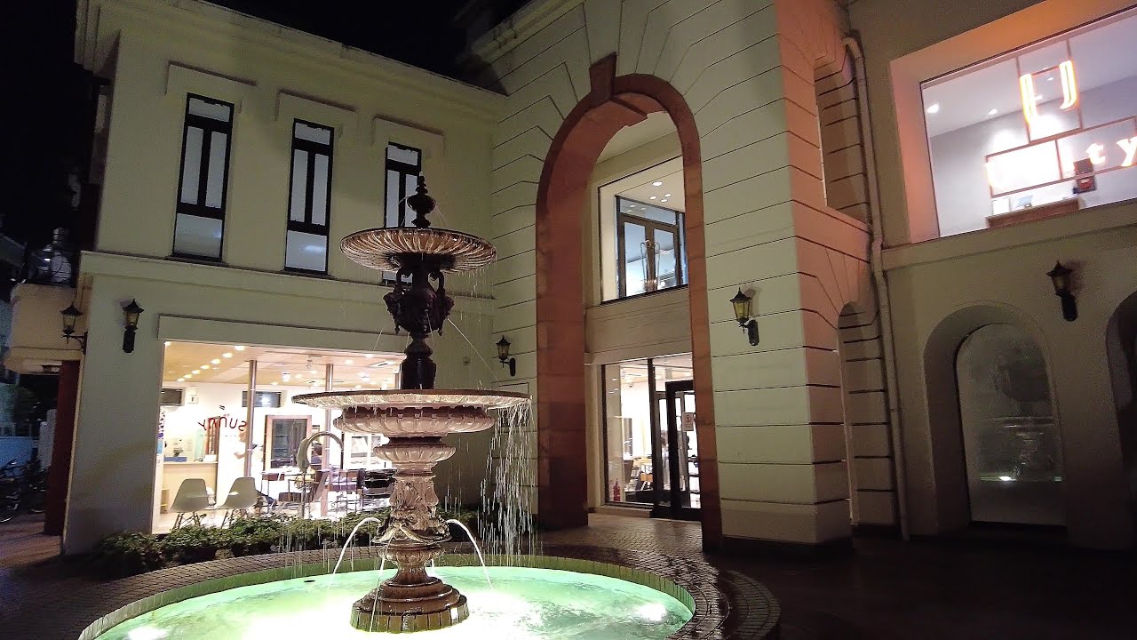 Ночная прогулка по Токио🚶Улица Харадзюку с фонтаном⛲