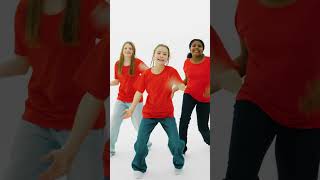 Mitmach-Tanz mit Kuh Karatscha 🐄💃 | Kinder lieben das! #Spaß #Shorts #Kinder