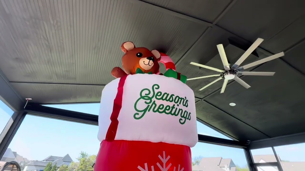 Обзор надувной фигурки медведя Gemmy 2025 высотой 12 футов, изображающей анимированного медведя в...