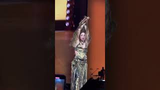 Momento Épico Lima Rugió Con Whenever, Wherever Shakira