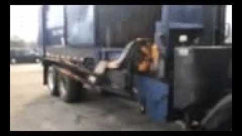 2011 Mack LEU Garbage Truck