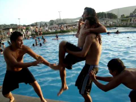 wwe Piscina 2 Suplex Semi Paketito AL Estilo Mende...