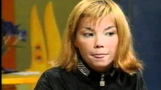 Björk was interviewed on Finnish TV show Amatsonia on 1996 07 11 Part 3