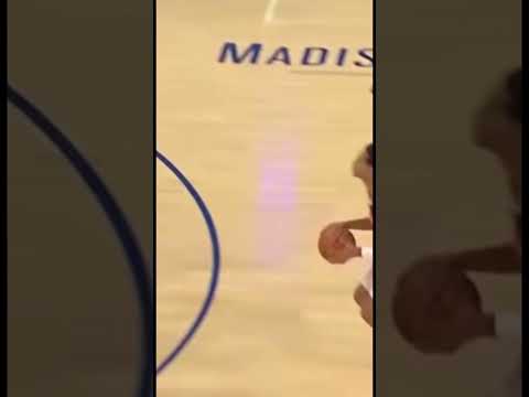 Jordan Poole drops