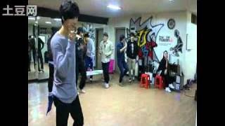 SS501 Park Jung Min in practice room for  MBC Dance battle