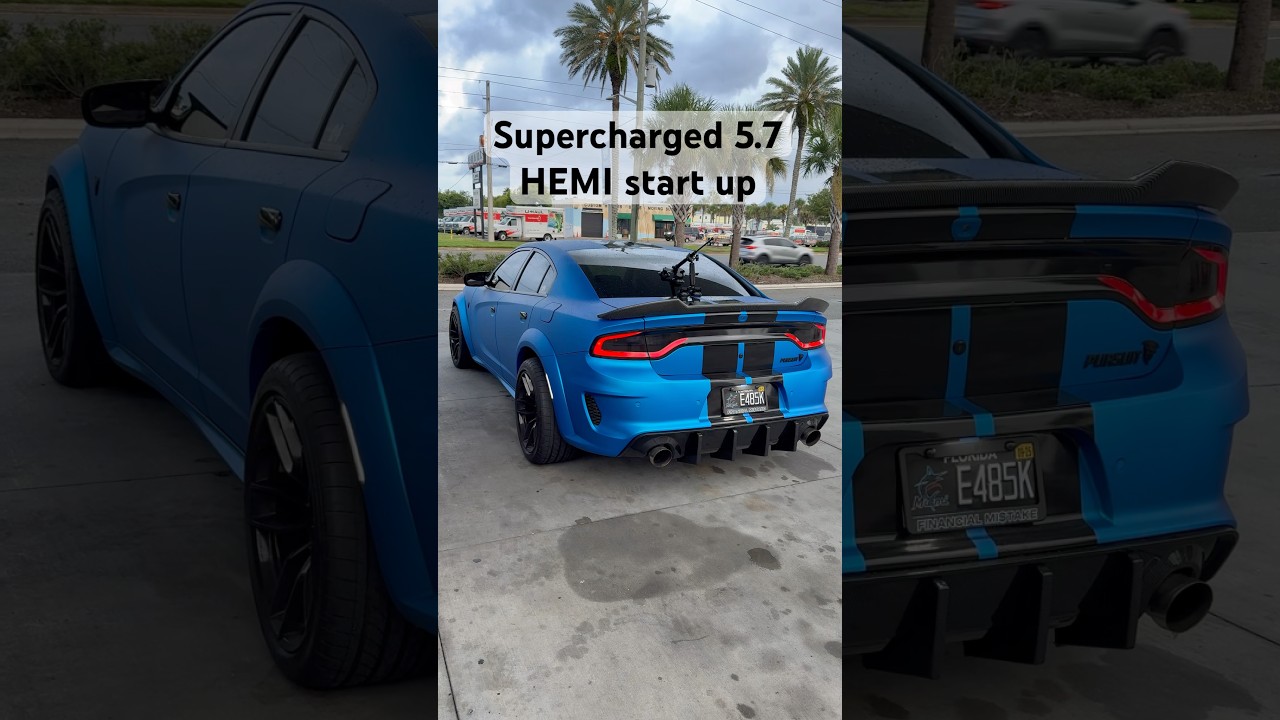 Supercharged 5.7 HEMI startup 