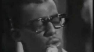 Video thumbnail of "The Temptations It's Growing"