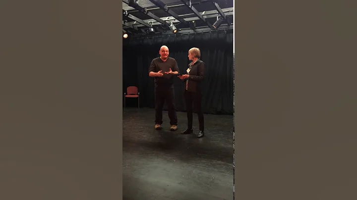 SCA: Jonathon Hendry working his magic with Shakes...