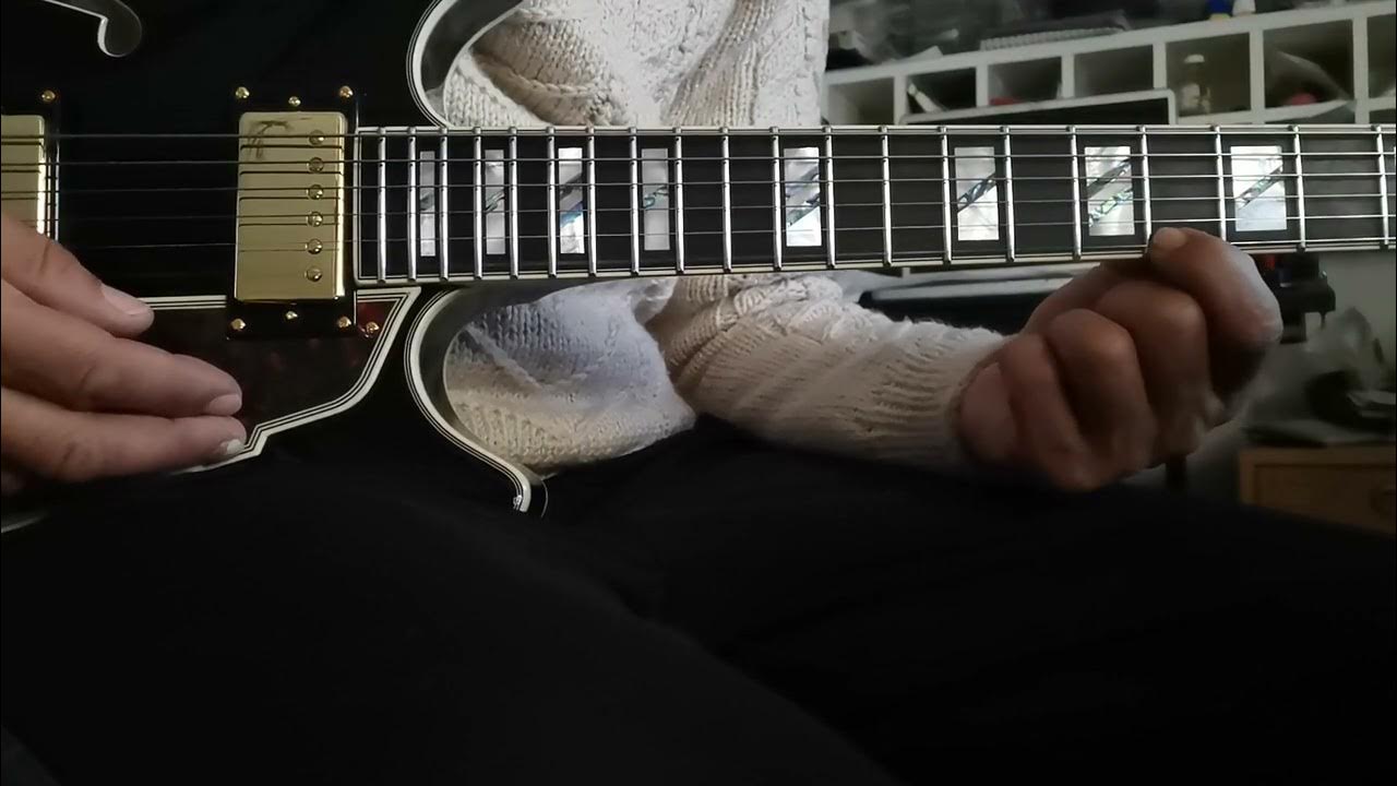 New D'Angelico Excel Mini DC G string buzz along entire neck. YouTube