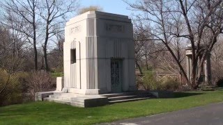 Art Deco Burial Vault, John Holmes, Graceland Cemetery Chicago