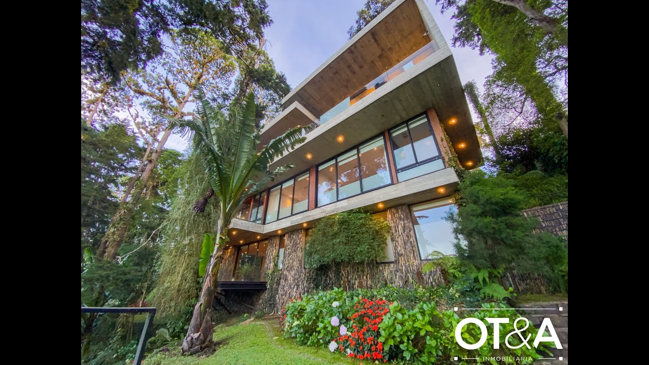 Casa de lujo en Venta - Santa Rosalía - Carretera a El Salvador - Guatemala - Arq. Alejandro Paz