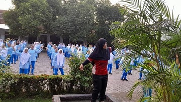 KEGIATAN SENAM KESEGARAN JASMANI | SMK NEGERI 3 KOTA TEBING TINGGI