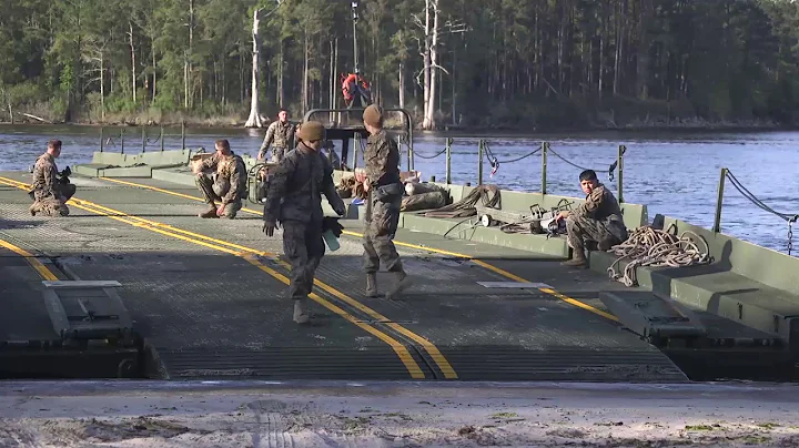 US Marines - Building Floating Bridges Across New River