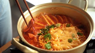 Korean Army Base Stew That Anyone Can Make! (Budae Jjigae: 부대찌개) by Two Plaid Aprons 95,311 views 2 years ago 5 minutes, 5 seconds