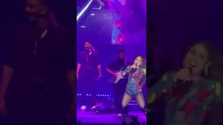 Halka Halka | Sunidhi Chauhan | Live Performance | Tacit Secrets #india #bollywood #sunidhichauhan