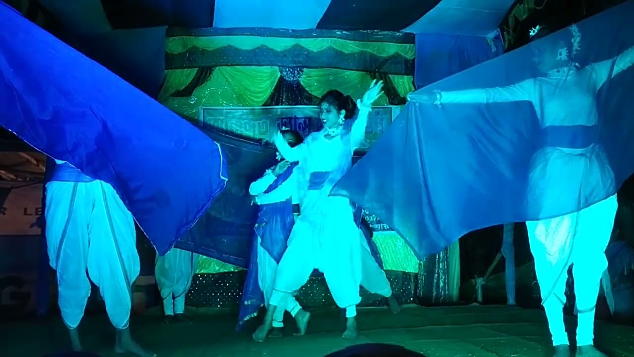 Ektuku choya lage group dance Rabindra Sangeet Choreography by Anindita Chatterjee