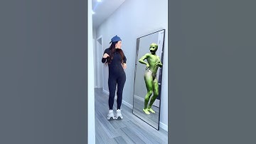 What’s Wrong With My Dame Tu Cosita Mirror?) #katebrush #shorts #viral #dametucosita