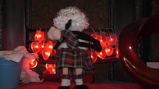 Santa plays bagpipes - HAPPY NEW YEAR 2019