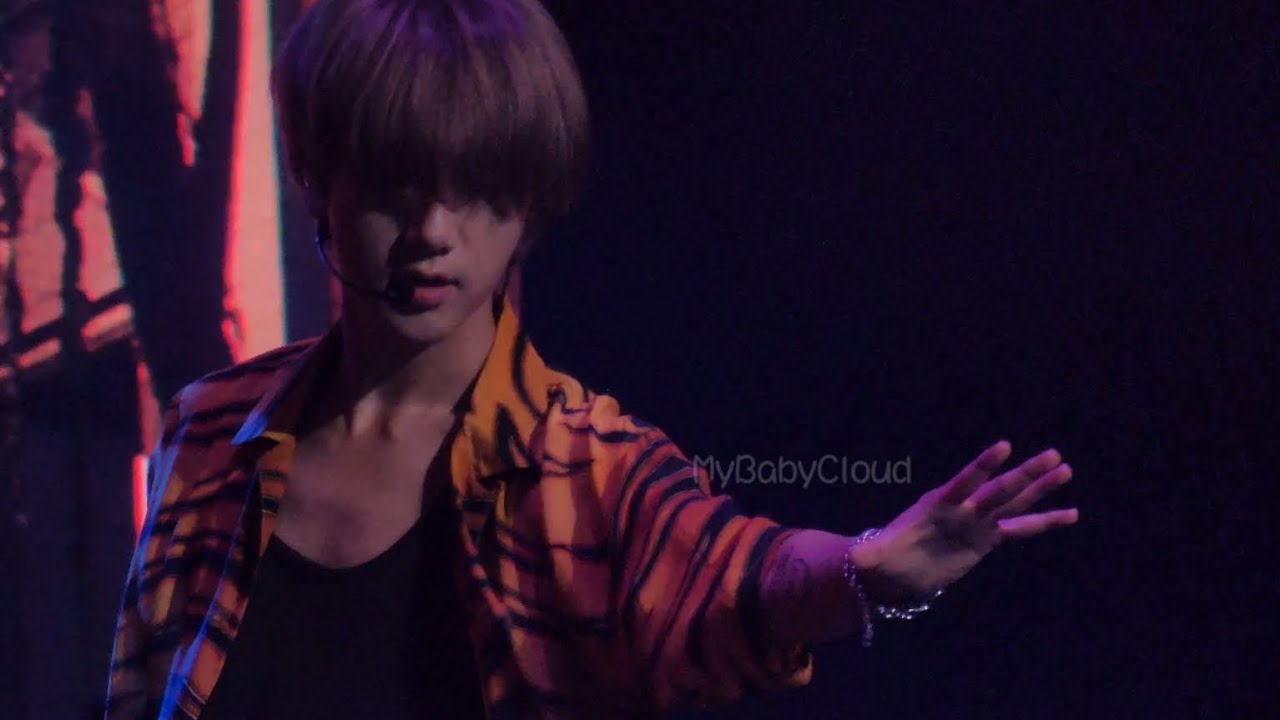 221218 SUPER SHOW9 in Manila  black suit Yesung Focus