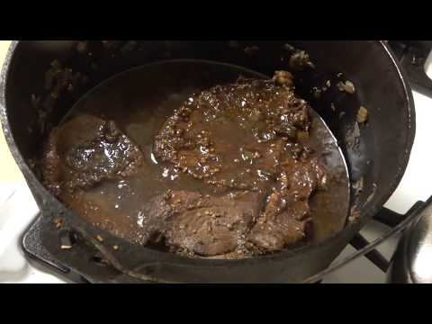 Round Steak in Gravy