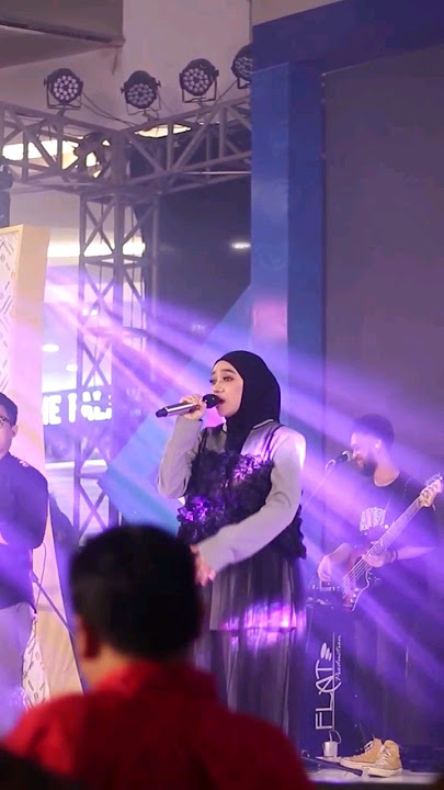 Nabila Taqiyyah - Hanya Lolongan Live Jember