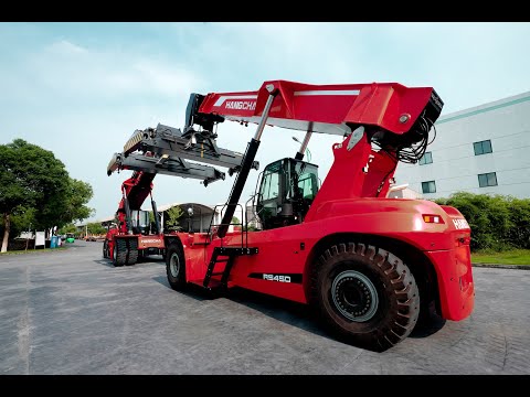 45 tonne X Series reach stacker working video