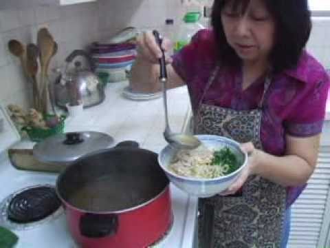 Recipe for Ipoh Kway Teow Soup from Ipoh, Perak, Malaysia