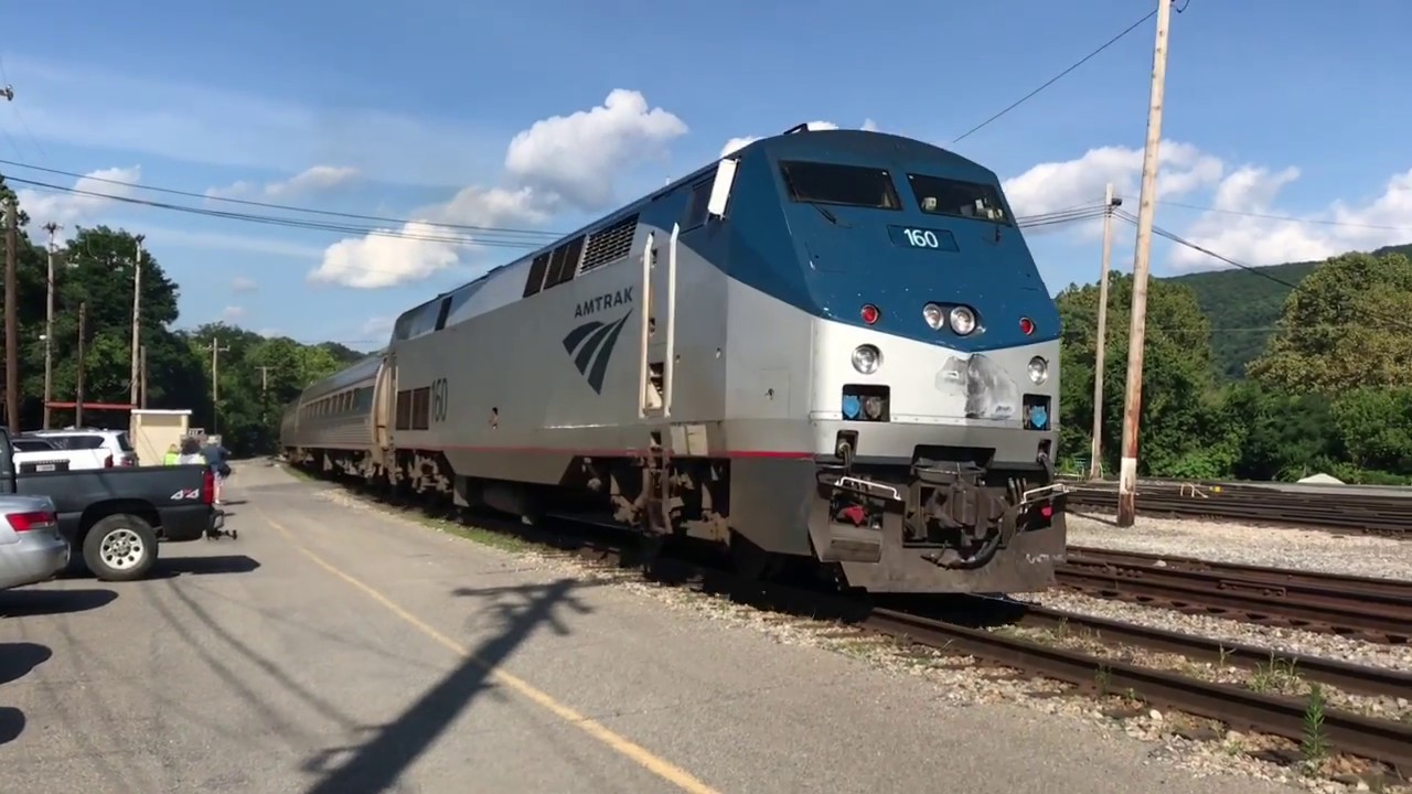 Amtrak Cardinal 51 arrives in Clifton with P42 160 6/29/18
