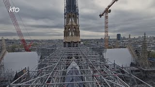 Le toit de Notre-Dame retrouve sa couverture de plomb Resimi