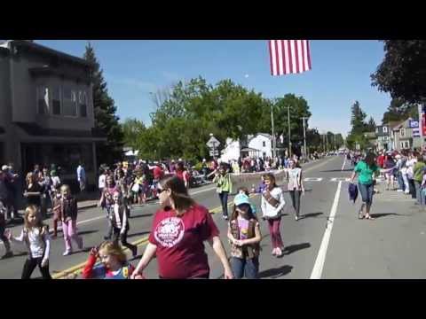 Dryden Memorial Day Parade Cub Scouts 2013