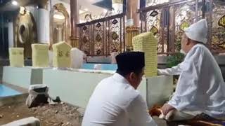 KH.Zubair Muntashor Ziarah ke makam Abah nya di Martajasah 2020