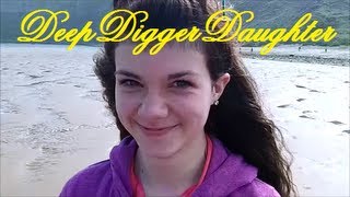Beach Detecting With Deep Digger Daughter & E Trac (164)