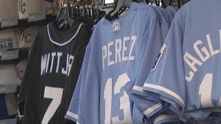 Royals fans prep for Monday's home opener with fresh gear