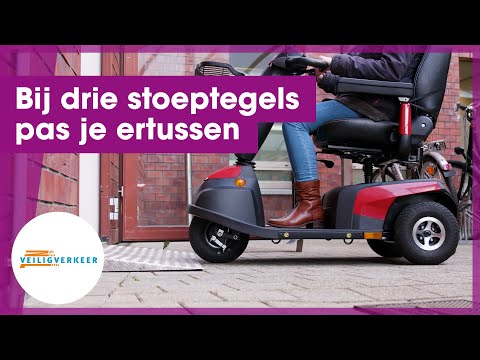 Manoeuvreren in een fietsenstalling | Scootmobieltips | Veilig Verkeer Nederland