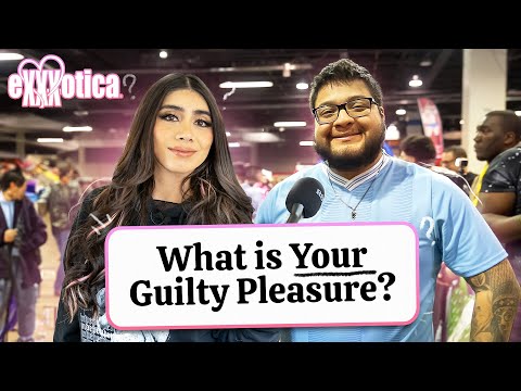 Asking My Fans Questions at Exxxotica!