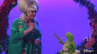 Kermit The Frog And Nina West Sing Rainbow Connection